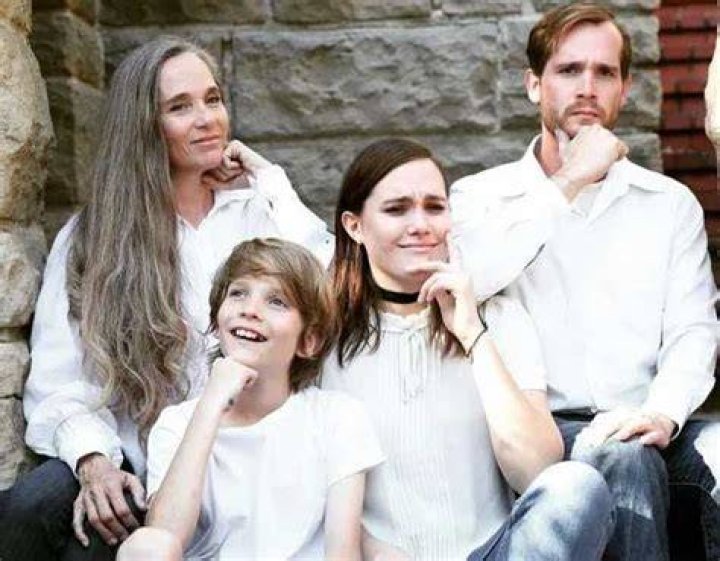 Alice Adair Everything About Josh Brolin's exwife Dicy Trends