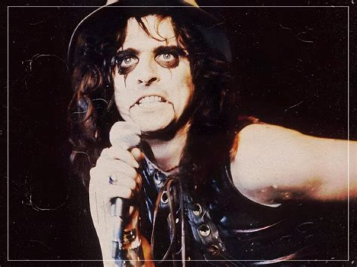 Alice Cooper&rsquo;s Three Children and Their Family Two of Three Kids Have