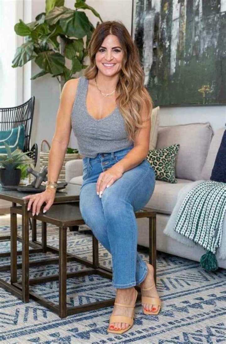 Alison Victoria measurements, bio, height, weight, shoe, and bra size