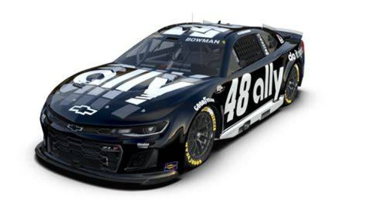 All About Alex Bowman's Girlfriend and his Net Worth