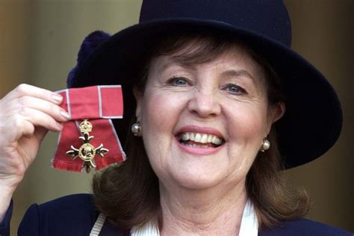 All about celebrity Pauline Collins! Birthday 3 September 1940