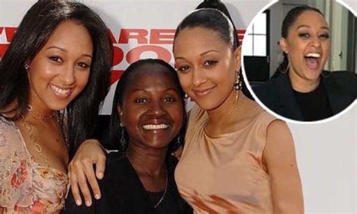 All About Tia and Tamera Mowry's Parents and Siblings