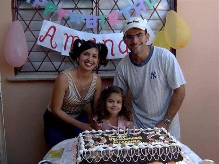 Amanda Diaz on Immigrating From Cuba, Learning English via YouTube