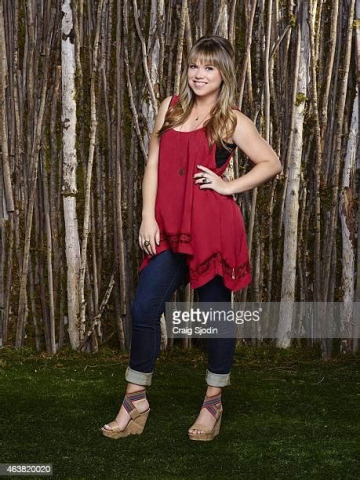 Amanda Fuller as Kristin Baxter in Last Man Standing Season 4