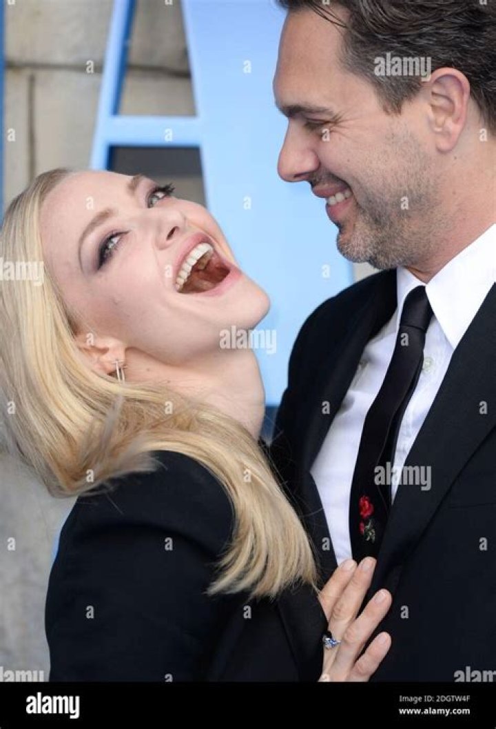Amanda Seyfried and husband Thomas Sadoski with 2yrold daughter Nina