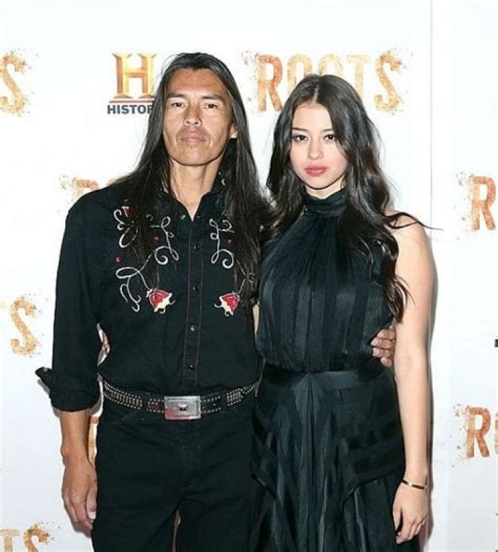 Amber Midthunder with her father David Midthunder Amber Midthunder with her father David Midthunder