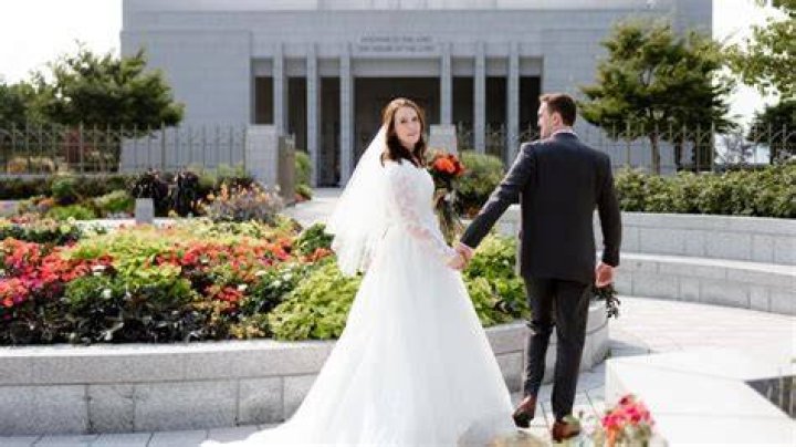 Amelia Draper Husband, Salary, Age, Wiki, Biography, Kids, Height, Net Worth Amelia Draper Husband, Salary, Age, Wiki, Biography, Kids, Height, Net Worth