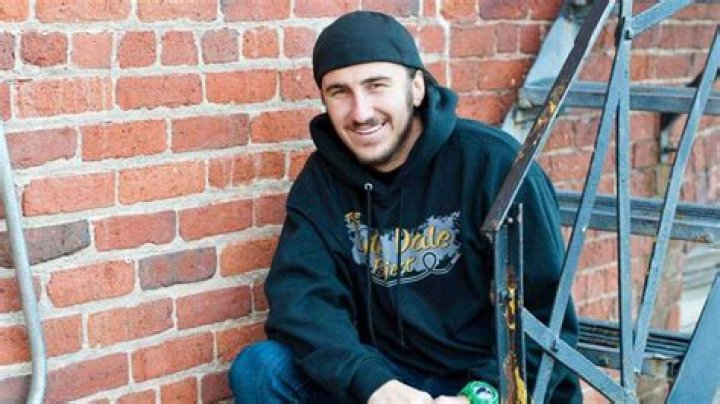 American Restoration Tyler Dale, gay rumour, parents, married, worth