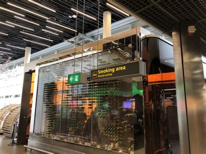 Amsterdam Airport Smoking Area Rate The Smoking Room