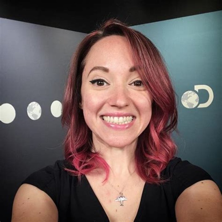 Amy Shira Teitel Tv presenters, Celebrities female, Celebs
