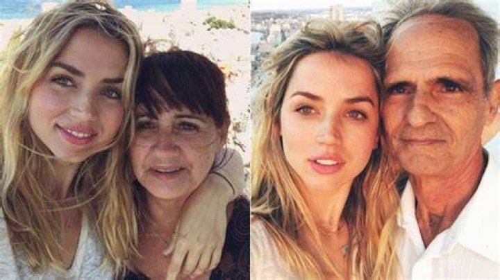 Ana de Armas With Her Mother and Dog Was Seen Out in New York 08/07
