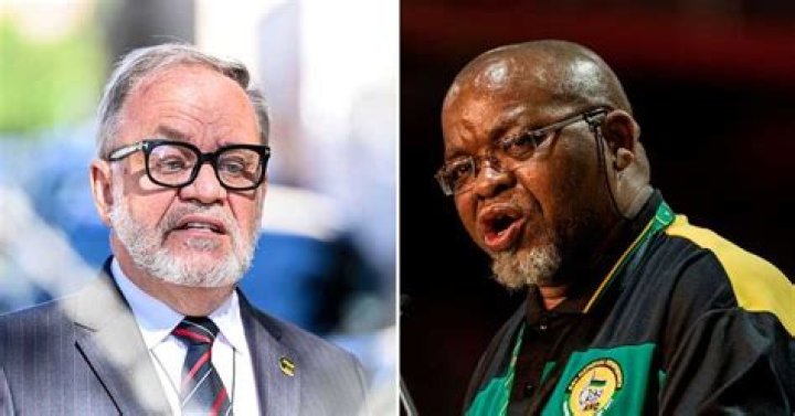 ANC Chairperson Gwede Mantashe Shades Carl Niehaus, Calls Him a "Hired