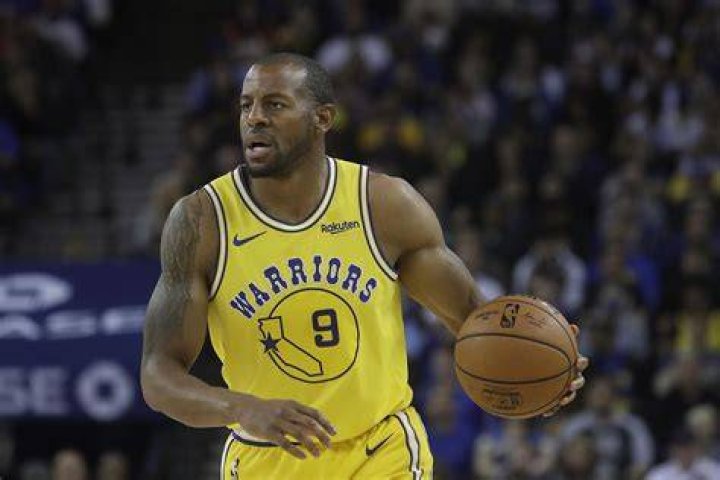 Andre Iguodala de fora do training camp dos Grizzlies