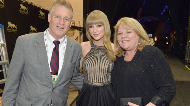 Andrea Swift and Scott Kingsley Swift A Story of Cancer, Career, and