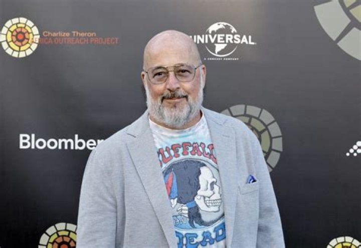 Andrew Zimmern Height, Weight, Net Worth, Age, Birthday, Wikipedia, Who