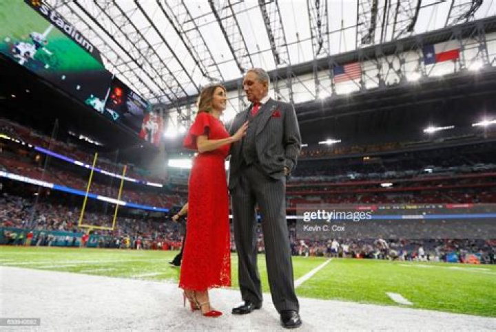 Angela Macuga, Arthur Blank&rsquo;s Wife 5 Fast Facts You Need to Know