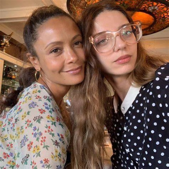 angela sarafyan Kıyafet Se&ccedil;enekleri Pinterest