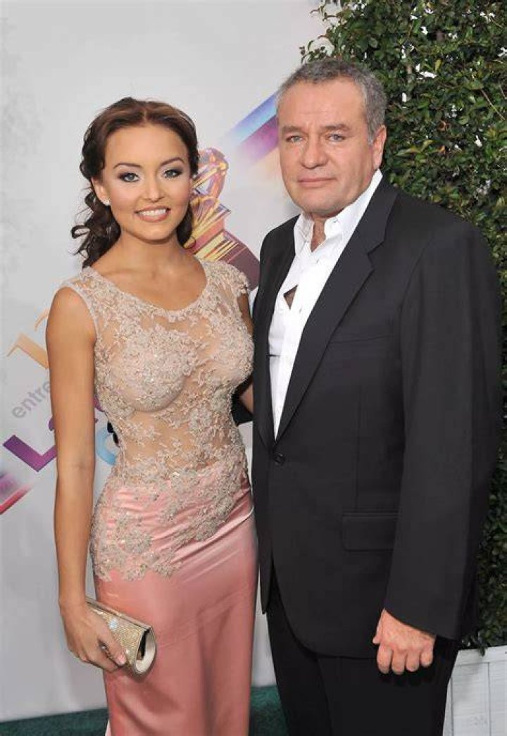 Angelique Boyer revela oscuros momentos de su relaci&oacute;n con "El G&uuml;ero
