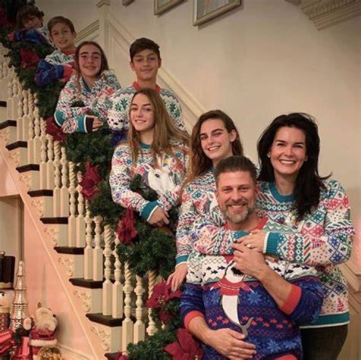 Angie Harmon and Greg Vaughan Are Engaged 'Marry Christmas!' Greg