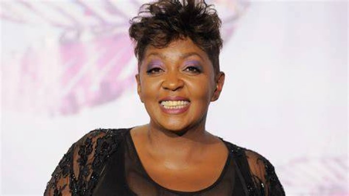 Anita Baker's Oldest Son Walter Looks like His Famous Mom as He Rocks