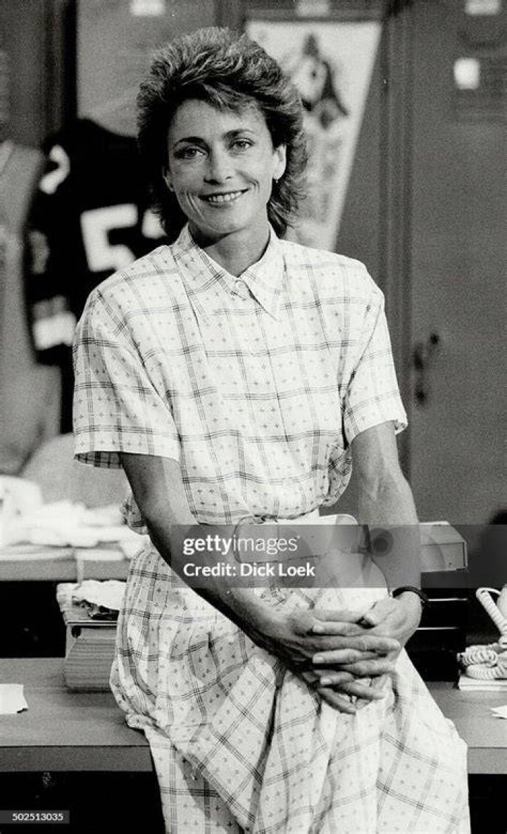 Ann Rohmer The athletic sports anchor for CITY TV, who is 5 feet, 4