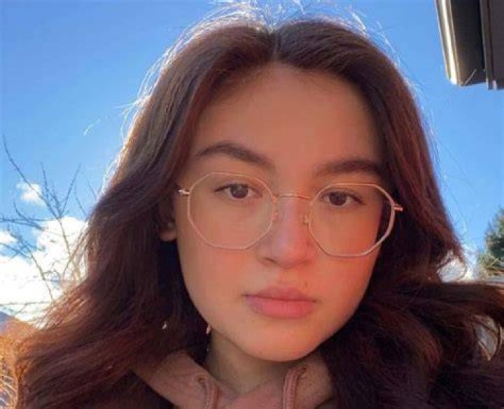Anna Cathcart Bio, Age, Net Worth, Height, Single, Facts
