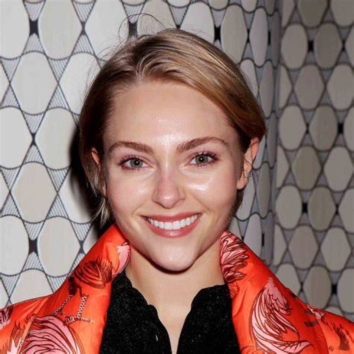 AnnaSophia Robb Who is AnnaSophia Robb? Who has AnnaSophia Robb dated