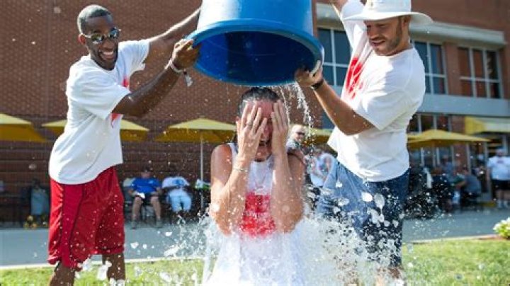 Anthony Carbajal Takes Ice Bucket Challenge, Addresses Hater