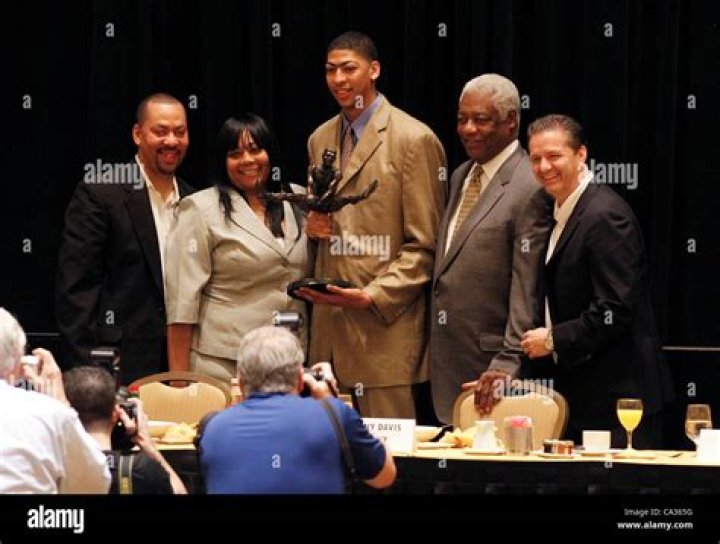 Anthony davis and erainer davis hires stock photography and images Alamy