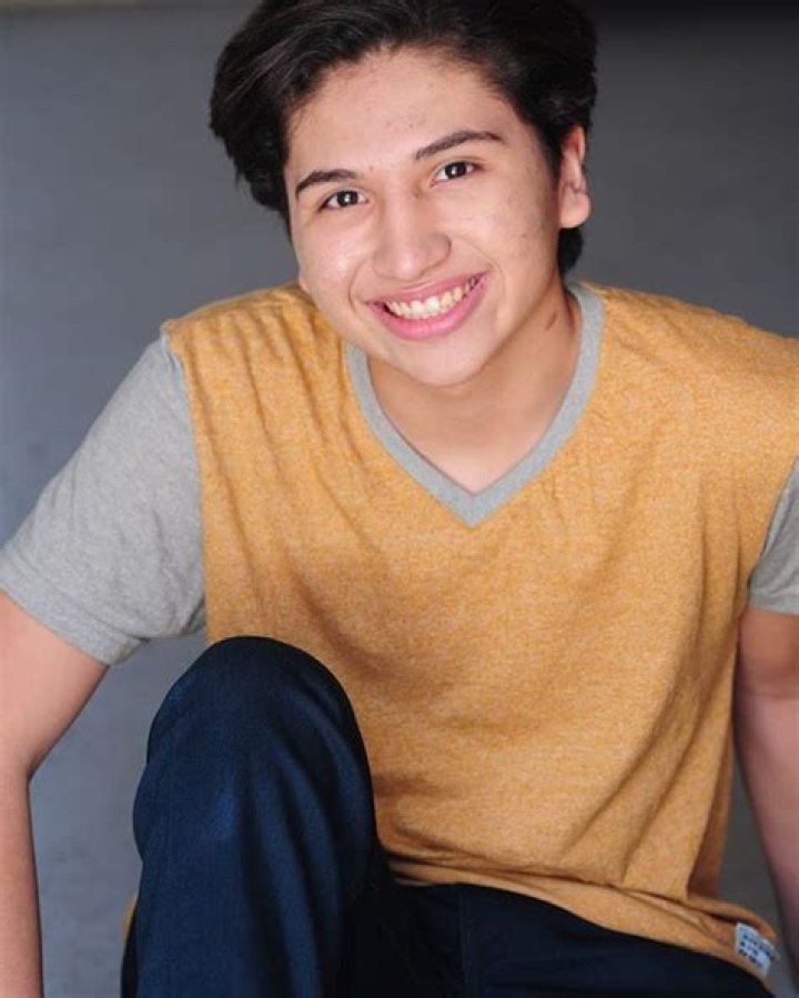 Anthony Gonzalez Age, Ethnicity, Height, Biography & Family
