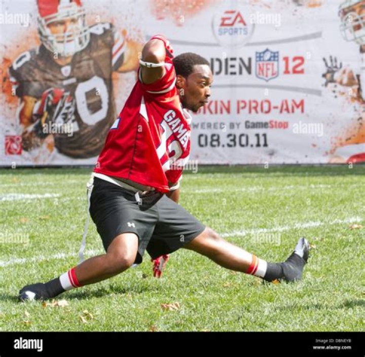 Anthony Mackie EA Sports Madden NFL 12 Pigskin Pro Am football game