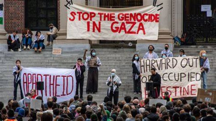 AntiIsrael protesters crash Hagee's sermon