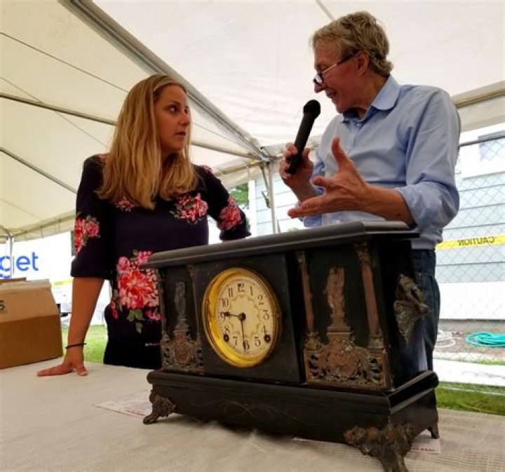 Antiques Roadshow Star Leigh Keno is Coming to Round Top for a Special
