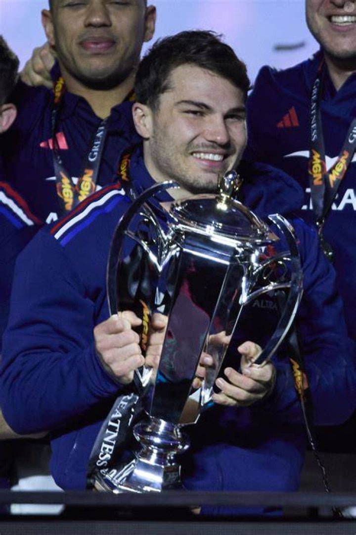 Antoine Dupont crowned Six Nations' best