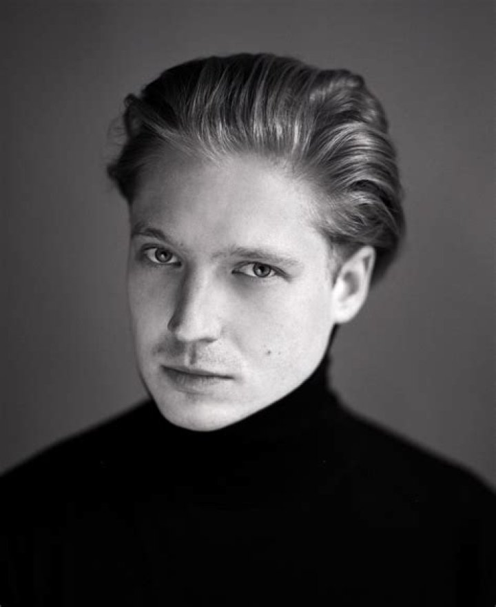 ANTON RUBTSOV (&copy; Hannes Caspar) SPIELKIND
