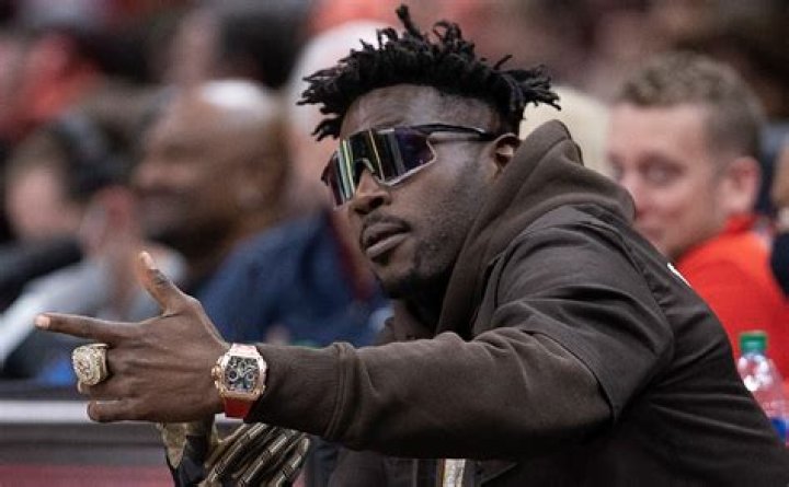 Antonio Brown cares about stats, but that&rsquo;s not a bad thing