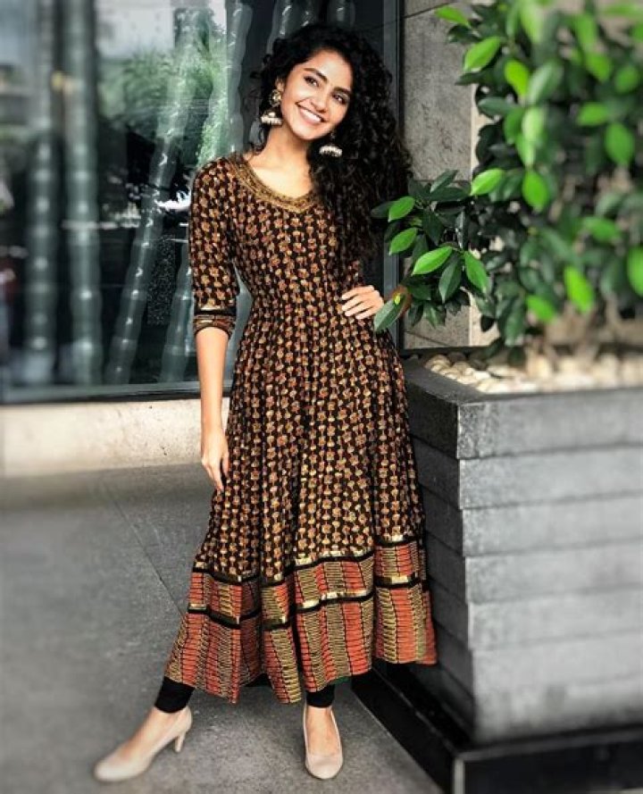 Anupama Parameswaran Height, Weight, Body Measurements.