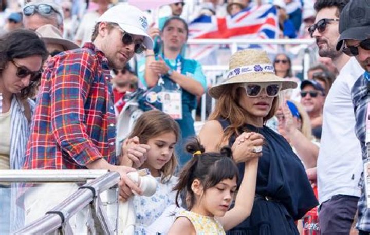 Are Ryan Gosling & Eva Mendes Married? Rumors Explained SheKnows