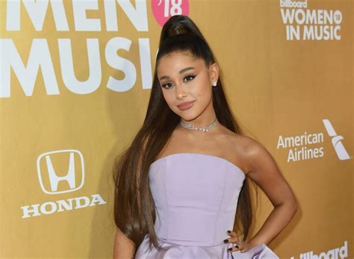Ariana Grande Splits from Dalton Gomez The Marriage is Over! The