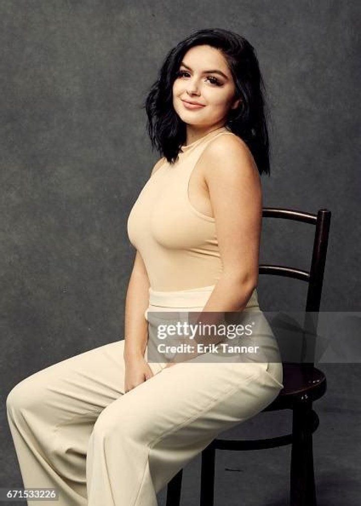 Ariel Winter from 'Modern Family' reveals new blond hair