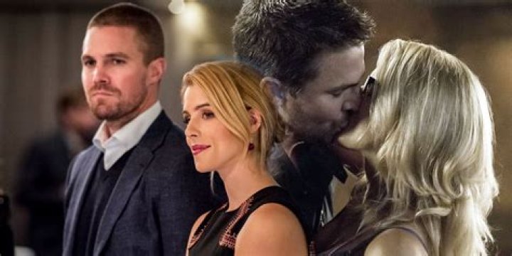 Arrow Why Oliver Ended Up With Felicity (Not Laurel)