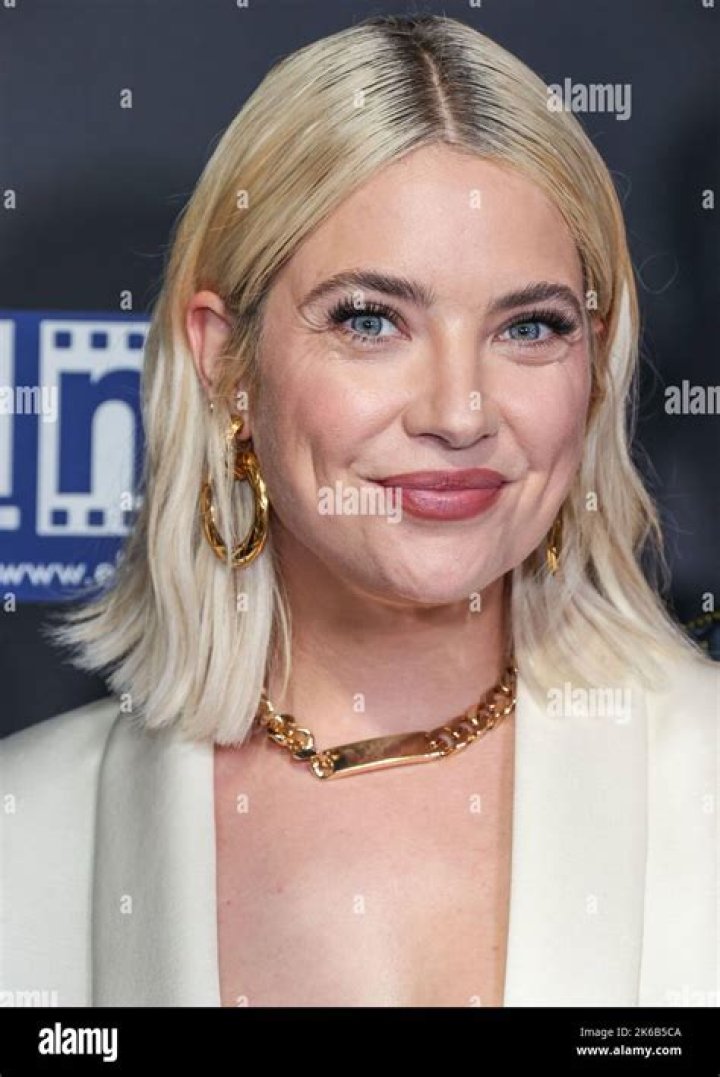Ashley Benson Net Worth 2023 Wiki, Married, Family, Wedding, Salary