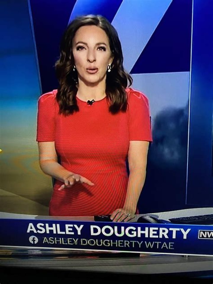 Ashley dougherty wtae r/hot_reporters