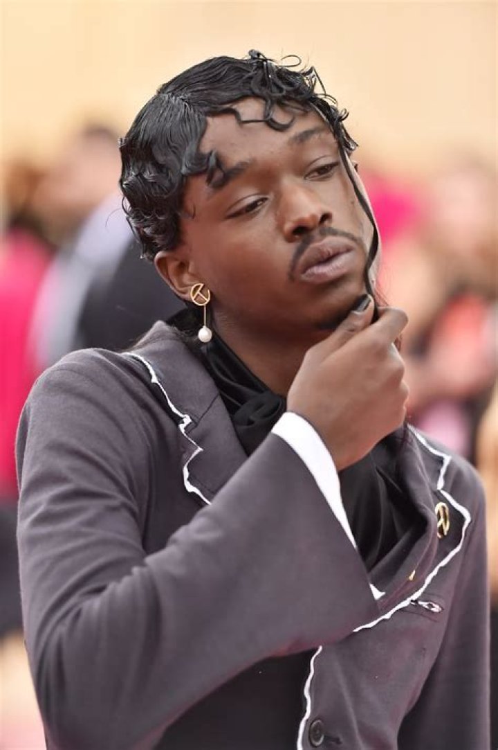 Ashton Sanders Met Gala Nail Art 2019 POPSUGAR Beauty Photo 5