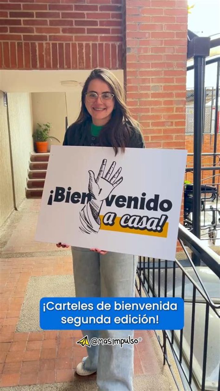 As&iacute; fue la bienvenida de Carla Medrano despu&eacute;s de la presentaci&oacute;n de La