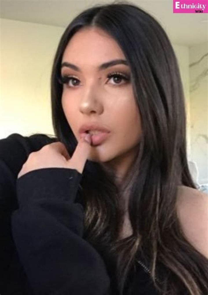 Atiana De La Hoya Ethnicity, Parents, Wiki, Biography, Age, Boyfriend