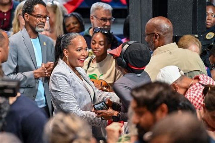 Atlanta Mayor Keisha Lance Bottoms to Seek Reelection in 2021; Named