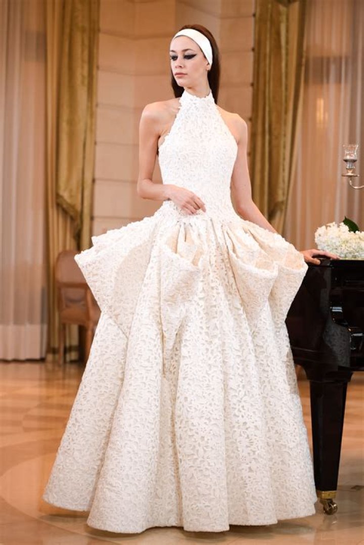 August Getty Atelier Spring 2015 Glamour, power and prestige