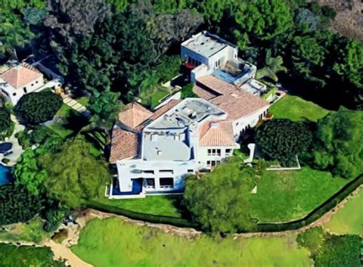 Axl Rose House The Malibu Dream Urban Splatter