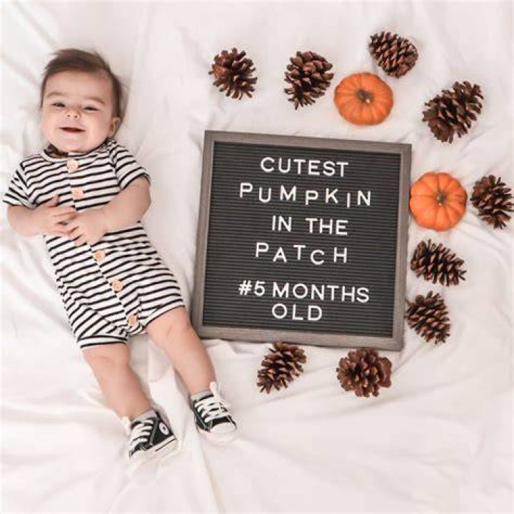 Baby monthly picture 5 months old Toddler Pictures, Baby Pictures, 5